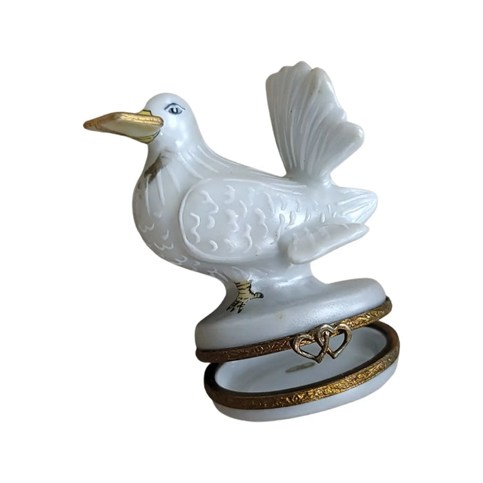 Dove With Letter Limoges box shown from another angle