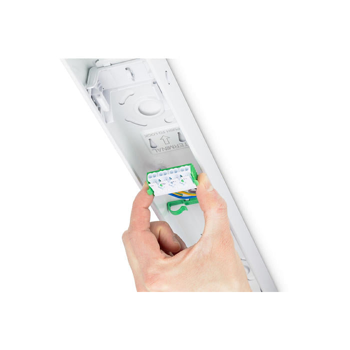 JCC JC100145 Skypack™ Pro 6ft Single 52W IP40 4000K MW Dim EM WOP