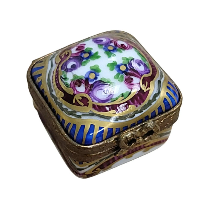 Hand-painted Sevre Roses Pill Limoges box, additional photo